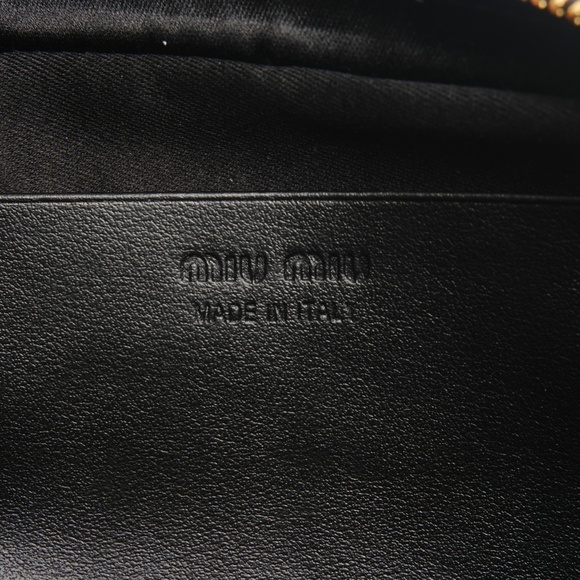 Miu Miu Miu logo leather waist bag in soft calfskin, black, WS26611 - Picture 11 of 13